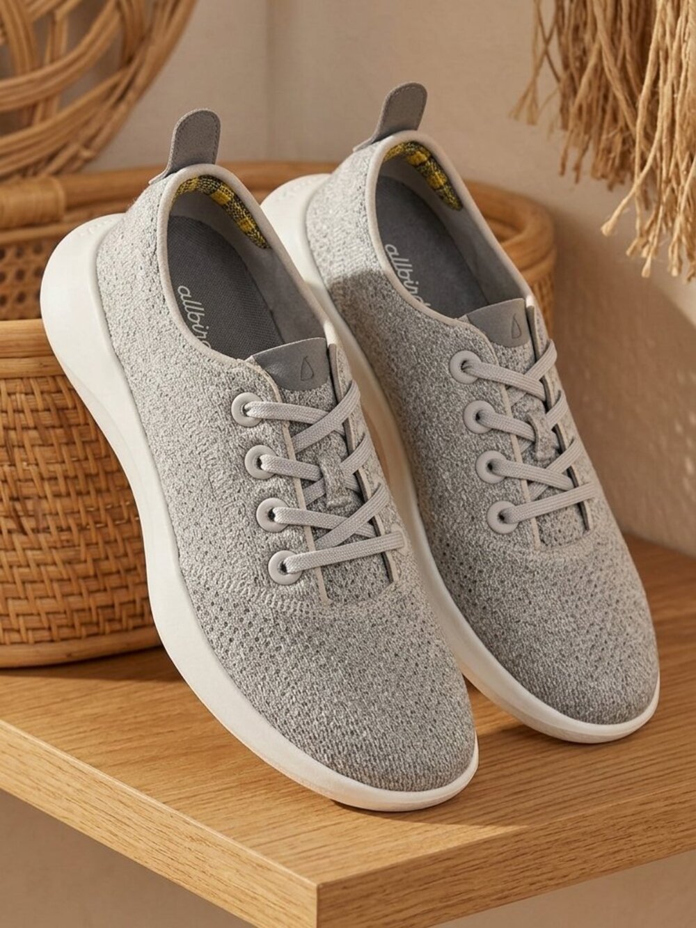 ALLBIRDS Women’s Tree Runners Sneakers Light Gray W7 Sustainable Comfort